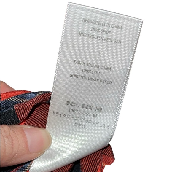 Equipment Reese Button Front Silk Shirt Womens Small - Picture 7 of 8